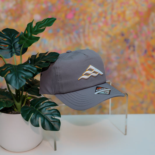 El Conquistador Diamond Lite Performance Cap